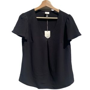 NWT A New Day Women’s V Neck Short Flutter Sleeve Blouse, Black, Size S